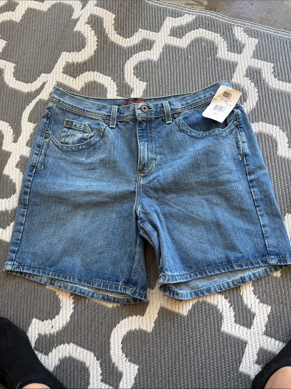 Faded Glory Light Blue Denim Women's Shorts